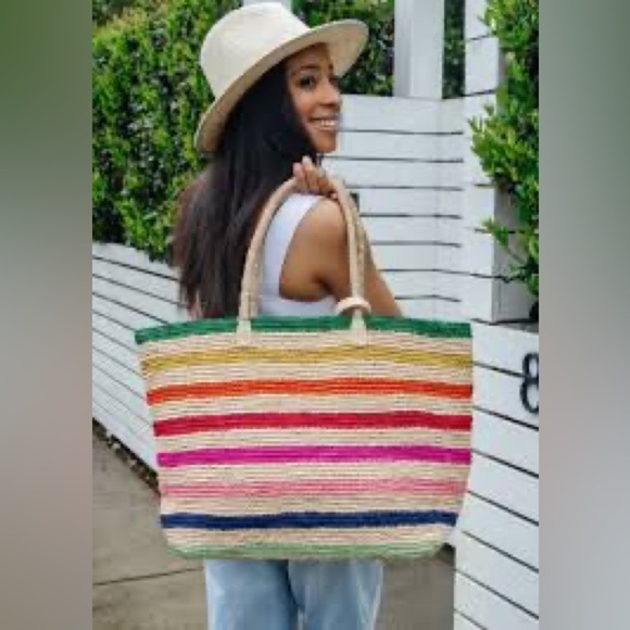 HAT ATTACK Aurora tote - Picture 1 of 3